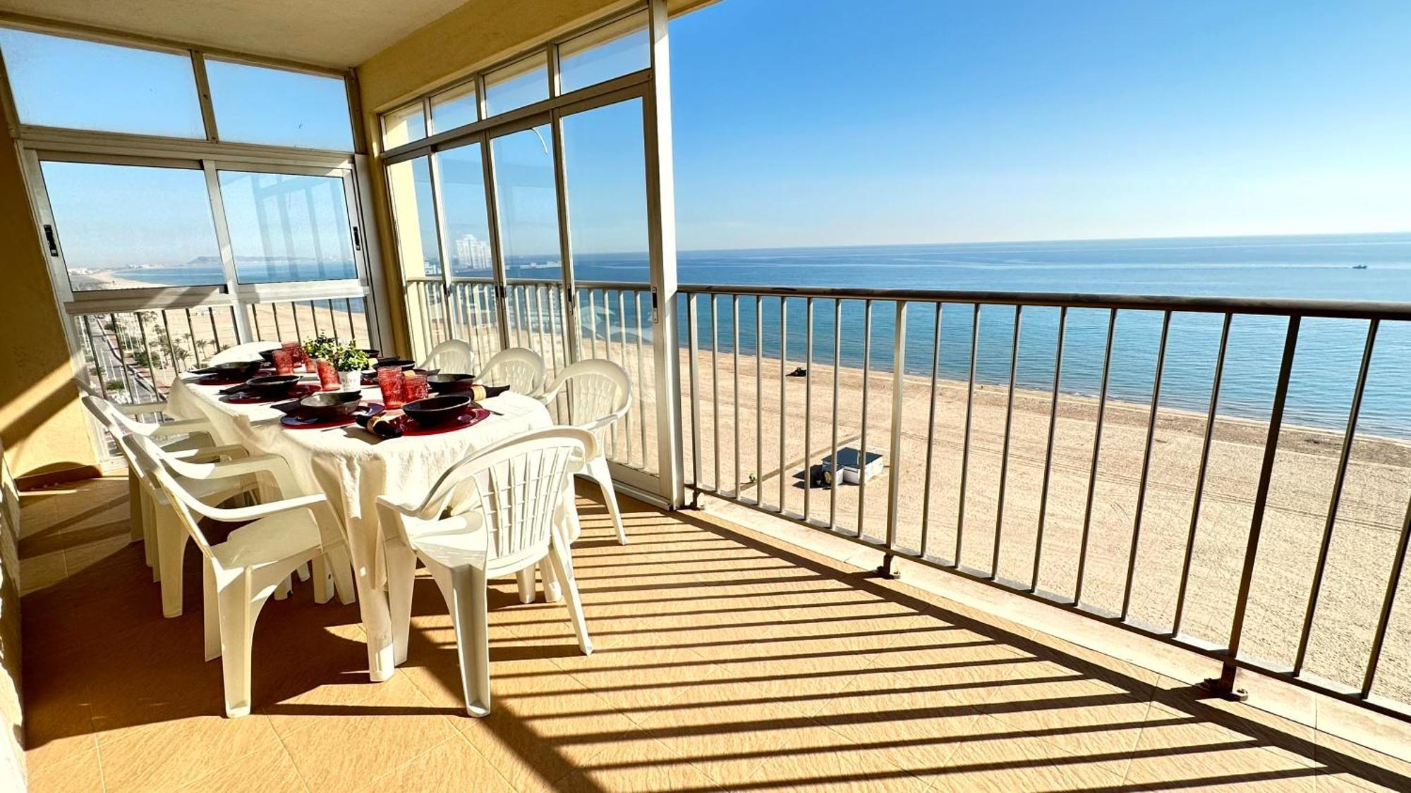 Neptuno Gandia Primera Linea - Alquiler Familias Playa de Gandia Exterior foto